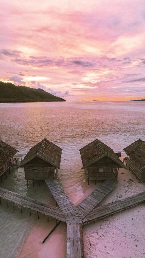 Nus Homestay Raja Ampat Kri Экстерьер фото